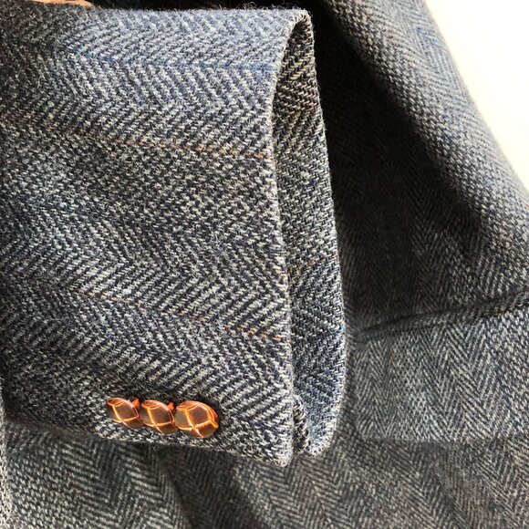 Vintage ENGLISH MANOR Gray Herringbone Tweed Sportcoat with Leather Buttons 46R - Picture 6 of 16